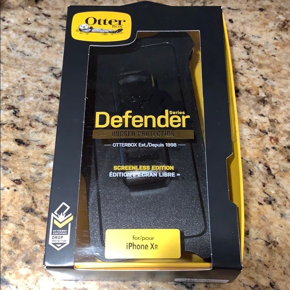 OtterBox Accessories - Barely used Otter Box iPhone XR Case & Clip!
